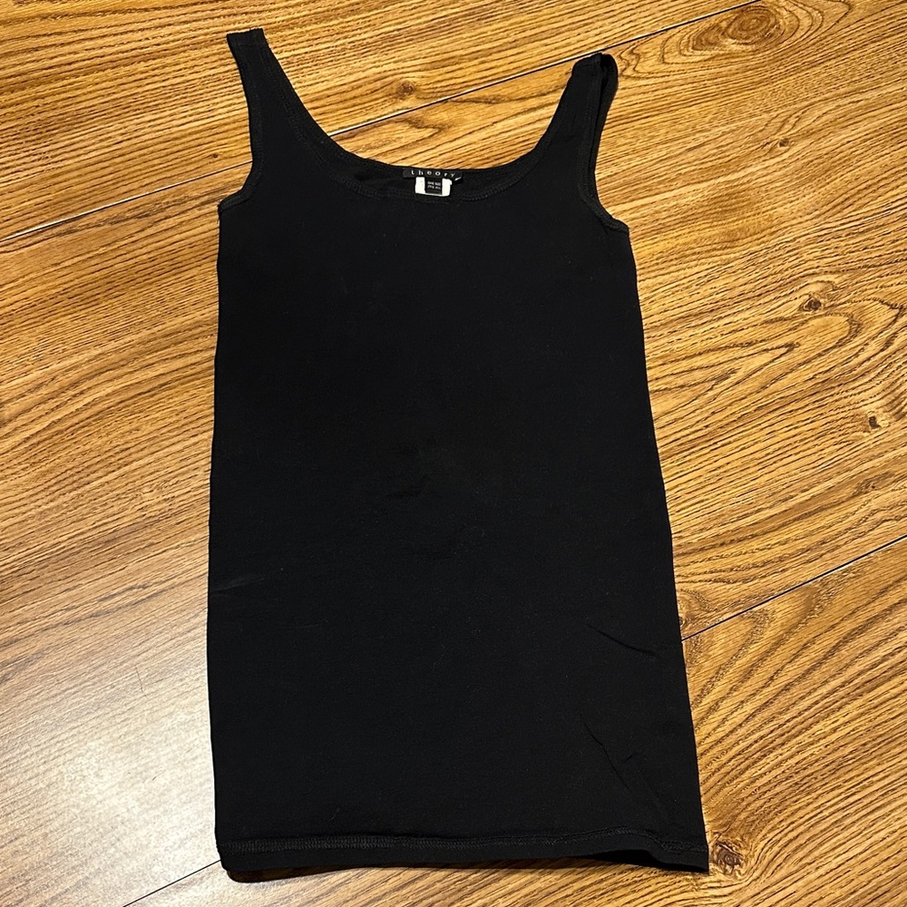 Theory Classic Black Top